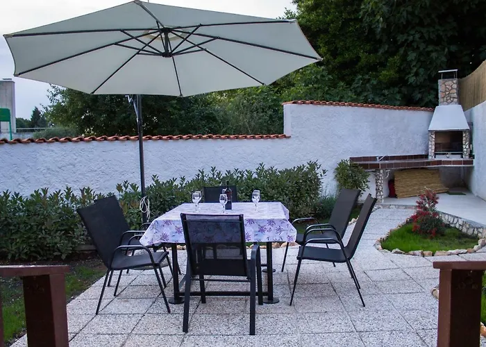 Kuca Za Odmor Natalija Дом отдыха Пула