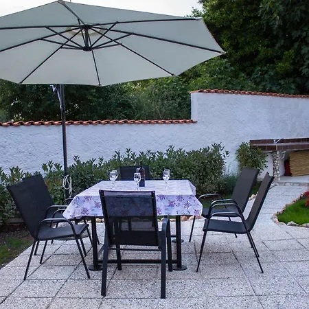 Kuca Za Odmor Natalija Tatil Evi Pula