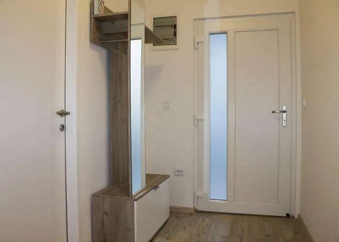 Kuca Za Odmor Natalija Tatil Evi Pula